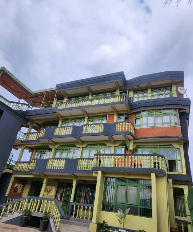Heartland Hotel Кигали Экстерьер фото