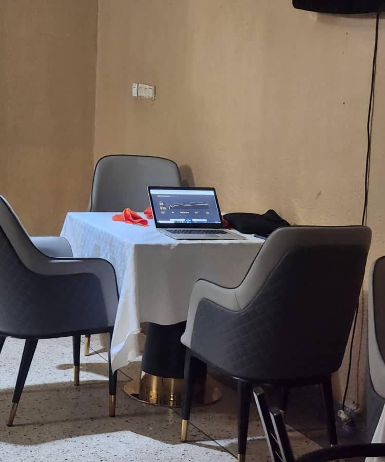 Heartland Hotel Кигали Экстерьер фото