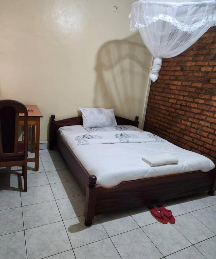 Heartland Hotel Кигали Экстерьер фото
